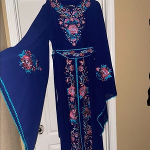 Abaya/ thobe blue bell shaped sleeves BRAND NEW! Palestinian dress